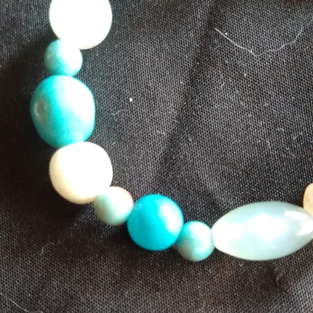 Turquoise Beaded Stretch Bracelet Set - Unbranded - Picture 4 of 6